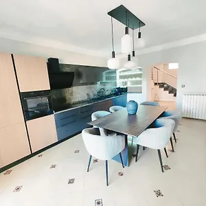 Luxury Regina Apartman